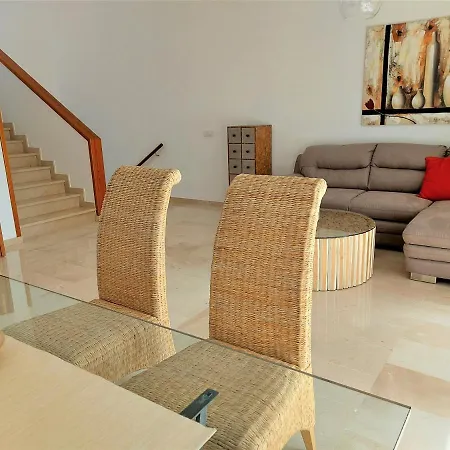 펜션 Casa Tauro Golf - Luxury With Sea View